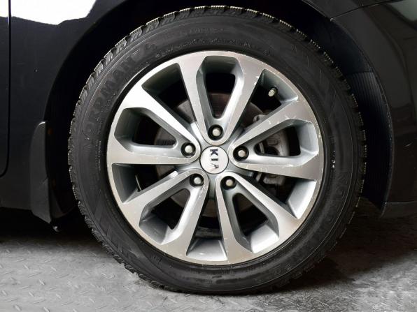 Kia Ceed II с пробегом 2012 года, цена 1 149 995 рублей, 121483 км, хэтчбек, Автокод Объявления