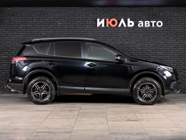 Toyota RAV4 IV (XA40) Рестайлинг с пробегом 2018 года, цена 2 299 000 рублей, 177522 км, внедорожник, Автокод Объявления