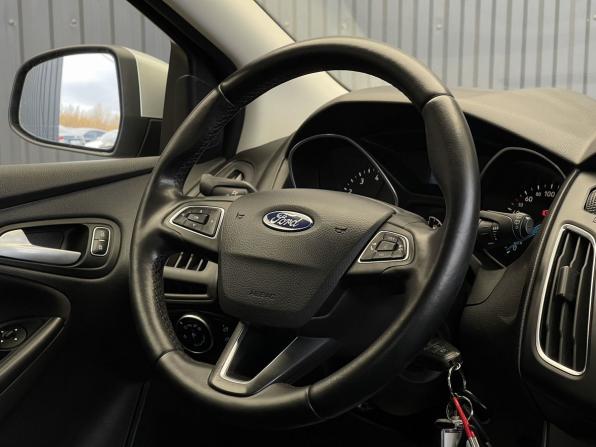 Ford Focus III Рестайлинг с пробегом 2017 года, цена 1 077 000 рублей, 134038 км, хэтчбек, Автокод Объявления