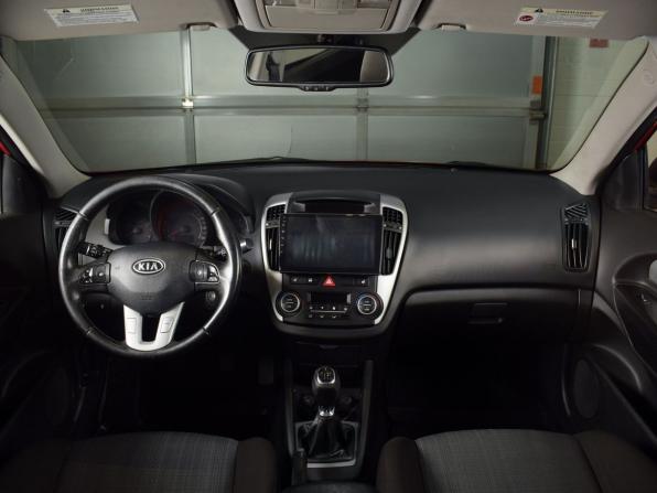 Kia Ceed I Рестайлинг с пробегом 2011 года, цена 655 999 рублей, 274295 км, универсал, Автокод Объявления