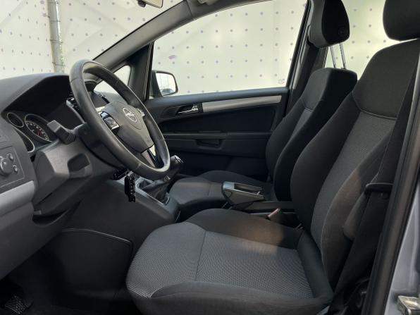 Opel Zafira B Рестайлинг с пробегом 2011 года, цена 890 000 рублей, 176129 км, компактвэн, Автокод Объявления