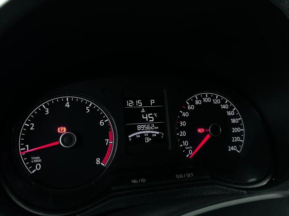 Volkswagen Polo V Рестайлинг с пробегом 2018 года, цена 1 220 000 рублей, 89560 км, седан, Автокод Объявления