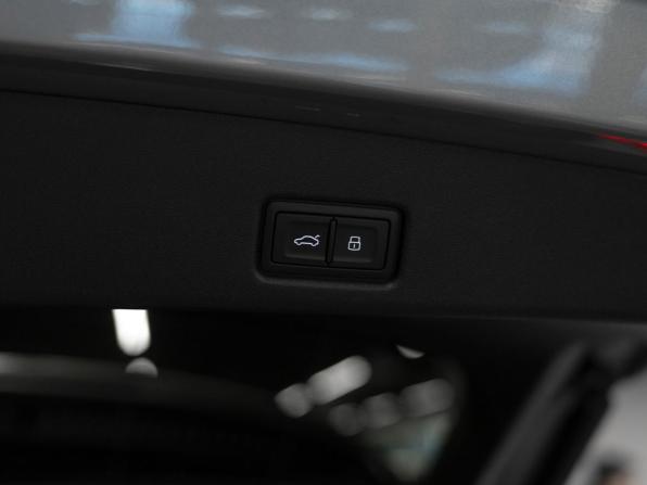 Audi Q5 III с пробегом 2025 года, цена 6 190 000 рублей, 43 км, внедорожник, Автокод Объявления