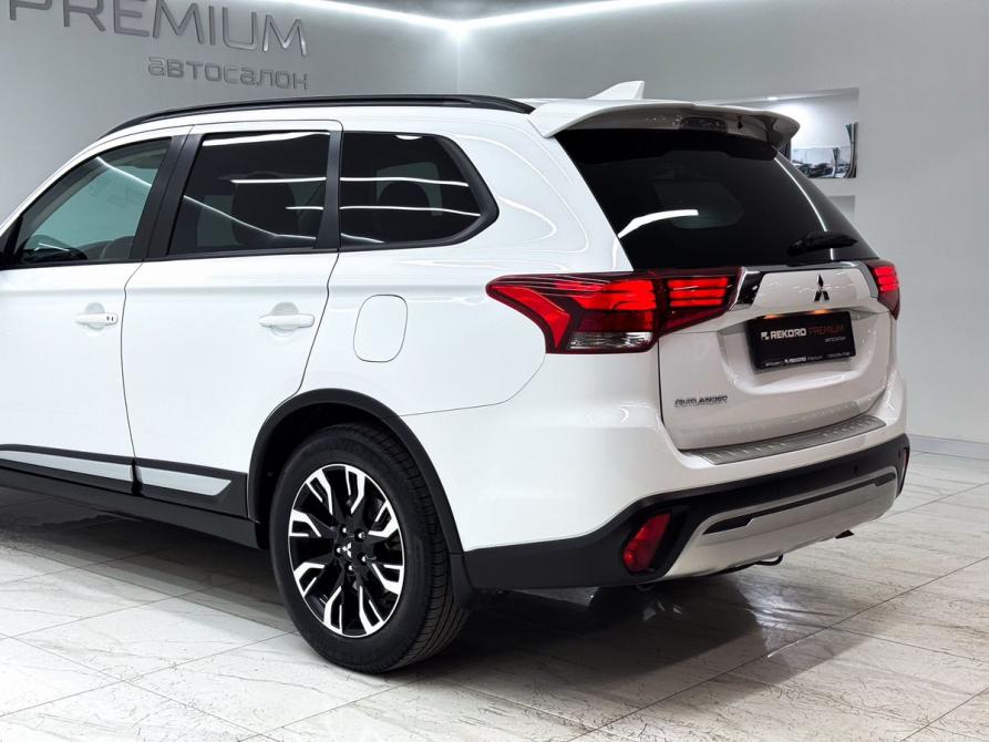 Mitsubishi Outlander III Рестайлинг 3 Уфа  - изображение 32
