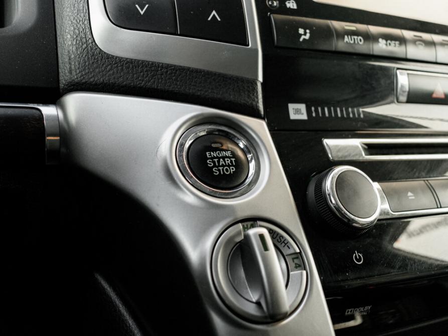 Toyota Land Cruiser 200 Series Рестайлинг 1 Екатеринбург  - изображение 27