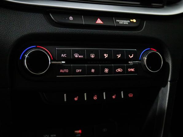 Kia Ceed III с пробегом 2020 года, цена 1 699 500 рублей, 52150 км, хэтчбек, Автокод Объявления