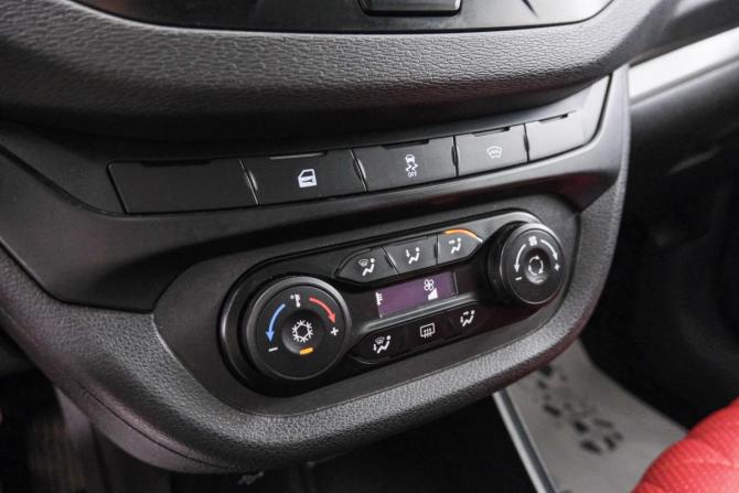 Lada (ВАЗ) Vesta I с пробегом 2019 года, цена 999 000 рублей, 63000 км, седан, Автокод Объявления