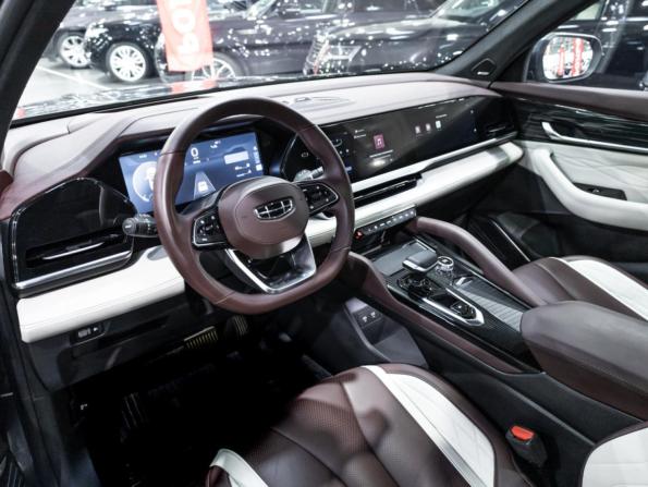 Geely Monjaro I с пробегом 2023 года, цена 3 199 700 рублей, 59004 км, внедорожник, Автокод Объявления