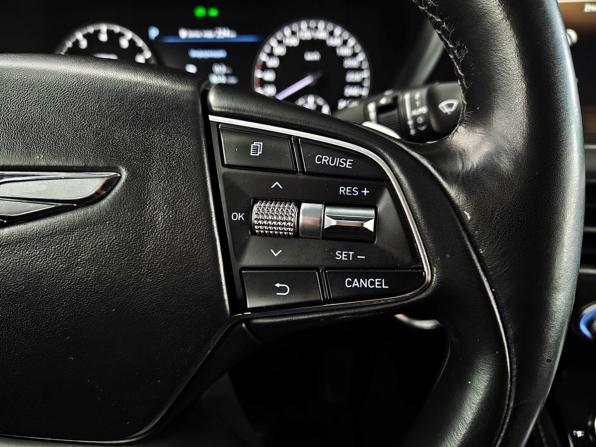 Genesis G90 I с пробегом 2019 года, цена 2 155 000 рублей, 279376 км, седан, Автокод Объявления