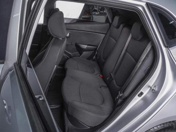 Kia Rio III Рестайлинг с пробегом 2015 года, цена 1 015 000 рублей, 184711 км, хэтчбек, Автокод Объявления