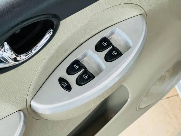 Lifan Smily I (320) с пробегом 2012 года, цена 365 000 рублей, 93795 км, хэтчбек, Автокод Объявления