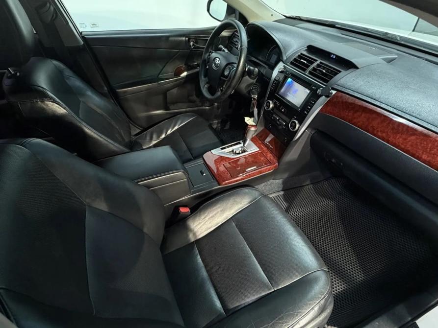 Toyota Camry VII (XV50) Омск  - изображение 11