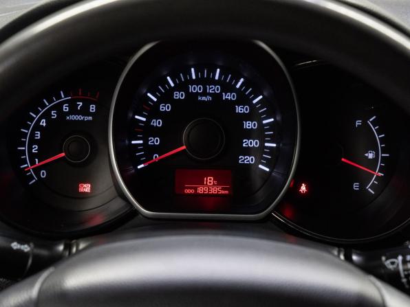 Kia Rio III с пробегом 2012 года, цена 649 000 рублей, 189383 км, хэтчбек, Автокод Объявления