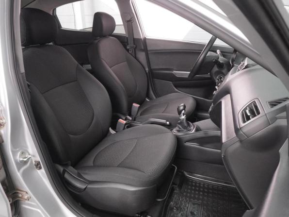 Kia Rio III Рестайлинг с пробегом 2017 года, цена 1 187 000 рублей, 135438 км, седан, Автокод Объявления