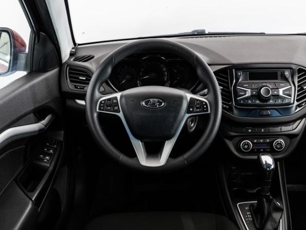Lada (ВАЗ) Vesta I с пробегом 2019 года, цена 869 000 рублей, 120942 км, седан, Автокод Объявления