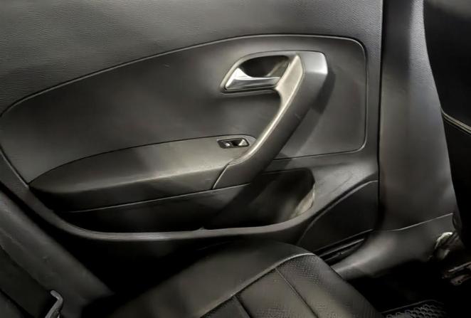 Volkswagen Polo V Рестайлинг с пробегом 2018 года, цена 750 000 рублей, 155800 км, седан, Автокод Объявления
