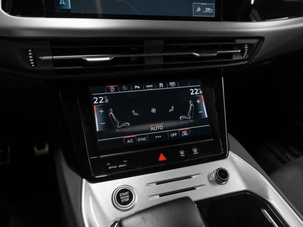 Audi Q6 с пробегом 2023 года, цена 6 000 000 рублей, 29890 км, внедорожник, Автокод Объявления