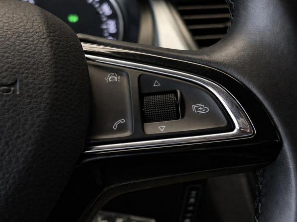 Skoda Rapid I с пробегом 2017 года, цена 1 207 000 рублей, 130593 км, лифтбек, Автокод Объявления