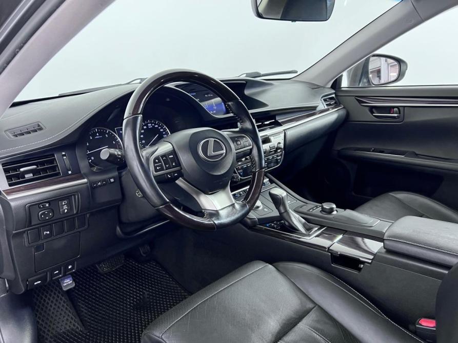 Lexus ES VI Рестайлинг Ростов-на-Дону  - изображение 9
