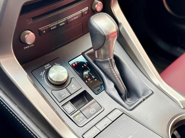 Lexus NX I Рестайлинг с пробегом 2019 года, цена 3 290 000 рублей, 85444 км, внедорожник, Автокод Объявления