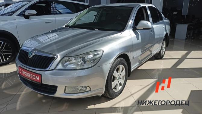 Skoda Octavia II (A5) Рестайлинг с пробегом 2013 года, цена 664 000 рублей, 262000 км, лифтбек, Автокод Объявления