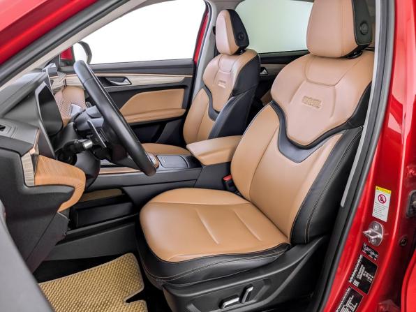 Haval Jolion I с пробегом 2022 года, цена 1 660 000 рублей, 43548 км, внедорожник, Автокод Объявления