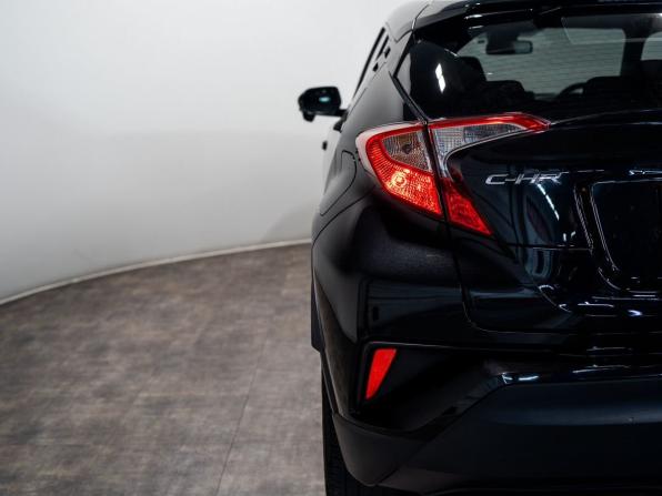 Toyota C-HR I с пробегом 2017 года, цена 1 880 000 рублей, 95676 км, внедорожник, Автокод Объявления