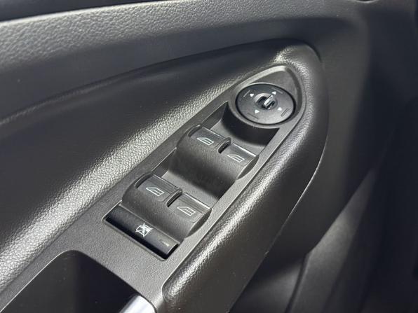 Ford Kuga II с пробегом 2013 года, цена 1 365 000 рублей, 97047 км, внедорожник, Автокод Объявления