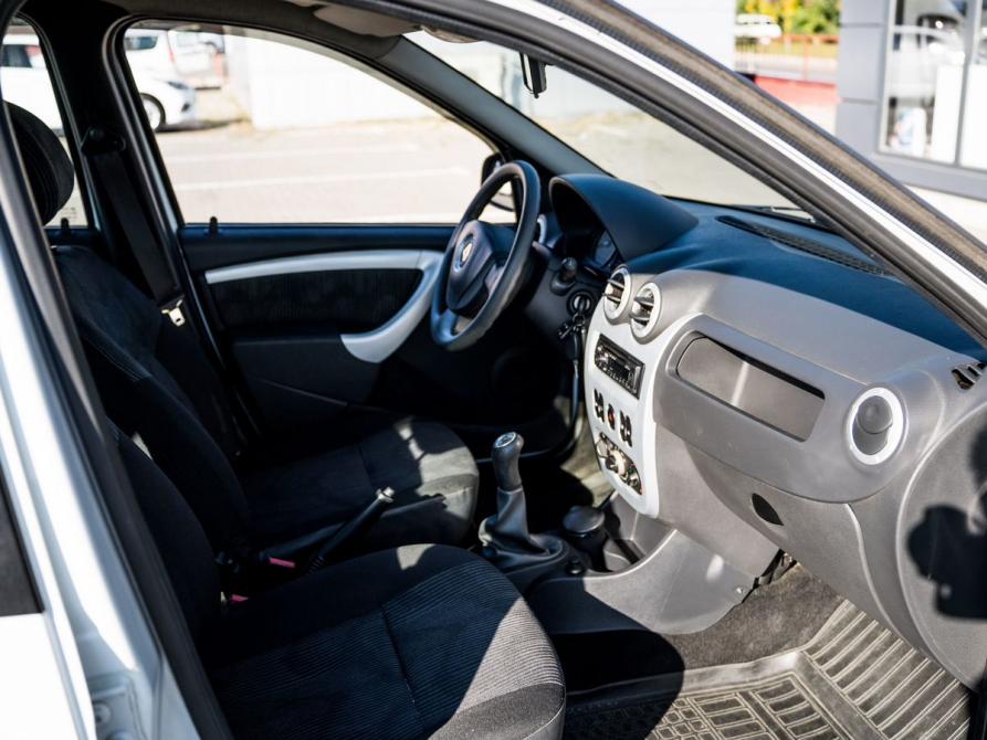 Renault Logan I Рестайлинг Ростов-на-Дону  - изображение 22