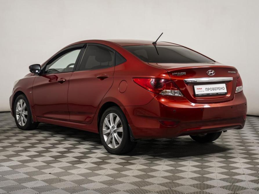 Hyundai Solaris I Москва  - изображение 7