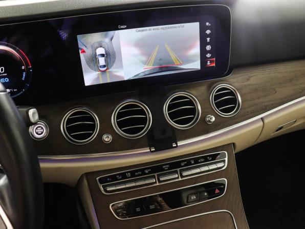 Mercedes-Benz E-Класс V (W213 S213 C238) Рестайлинг с пробегом 2020 года, цена 5 550 000 рублей, 53571 км, седан, Автокод Объявления