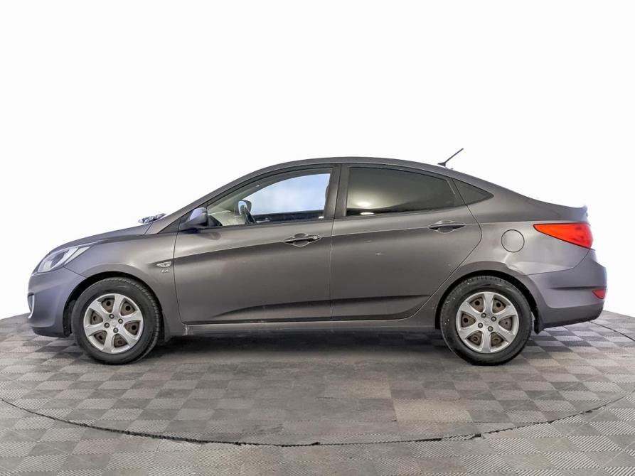 Hyundai Solaris I Москва  - изображение 8