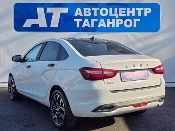 Lada (ВАЗ) Vesta I Рестайлинг (NG) с пробегом 2023 года, цена 1 399 000 рублей, 33866 км, седан, Автокод Объявления