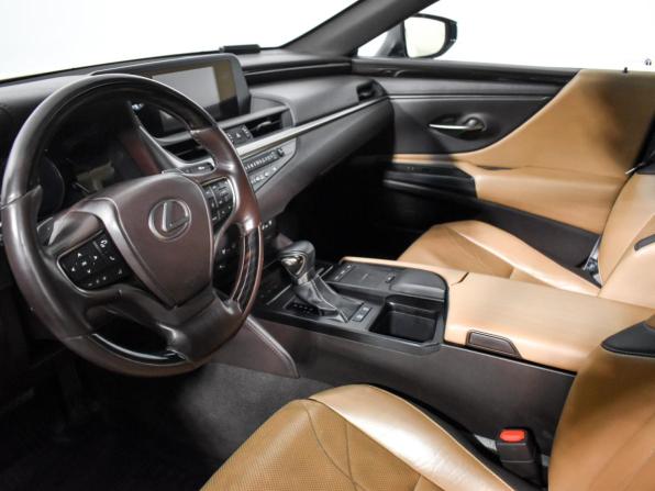 Lexus ES VII с пробегом 2018 года, цена 2 960 100 рублей, 172089 км, седан, Автокод Объявления
