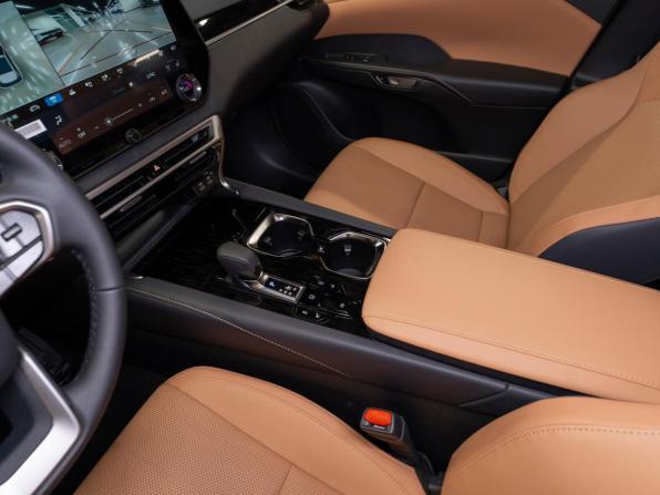 Lexus RX V с пробегом 2026 года, цена 8 850 000 рублей, 39 км, внедорожник, Автокод Объявления