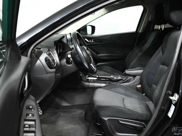 Mazda 3 III (BM) с пробегом 2014 года, цена 1 350 000 рублей, 116534 км, хэтчбек, Автокод Объявления