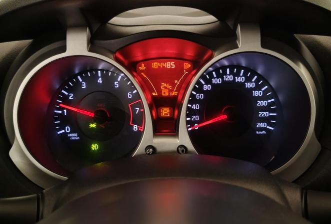 Nissan Juke I с пробегом 2012 года, цена 980 000 рублей, 184484 км, внедорожник, Автокод Объявления