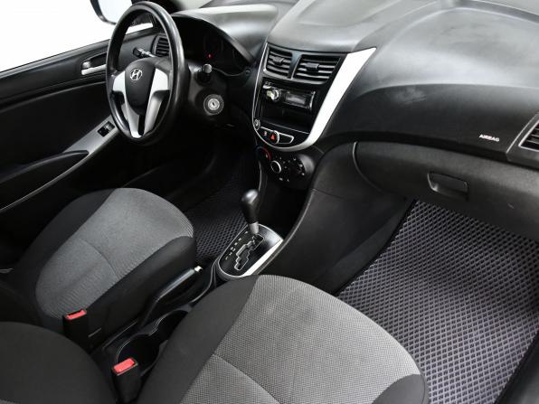 Hyundai Solaris I с пробегом 2011 года, цена 537 000 рублей, 210315 км, седан, Автокод Объявления