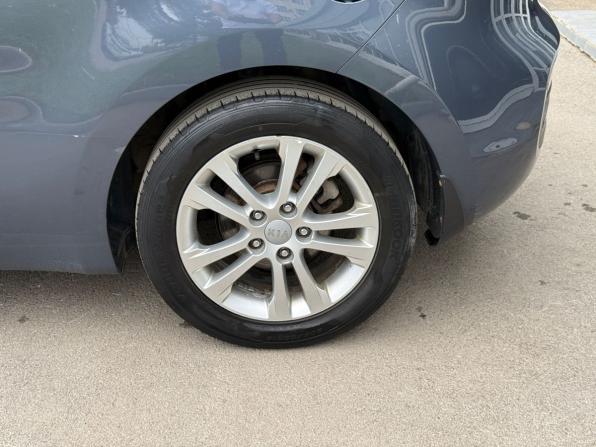 Kia Ceed II с пробегом 2013 года, цена 925 000 рублей, 228004 км, хэтчбек, Автокод Объявления