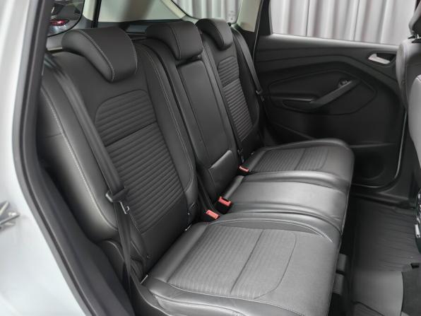 Ford Kuga II Рестайлинг с пробегом 2018 года, цена 1 690 000 рублей, 65000 км, внедорожник, Автокод Объявления