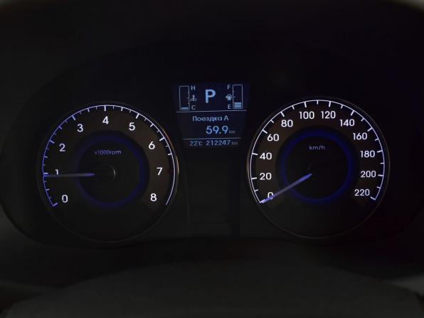 Hyundai Solaris I с пробегом 2014 года, цена 1 049 995 рублей, 212246 км, хэтчбек, Автокод Объявления