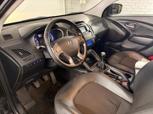 Hyundai ix35 I Рестайлинг с пробегом 2014 года, цена 1 270 000 рублей, 183654 км, внедорожник, Автокод Объявления