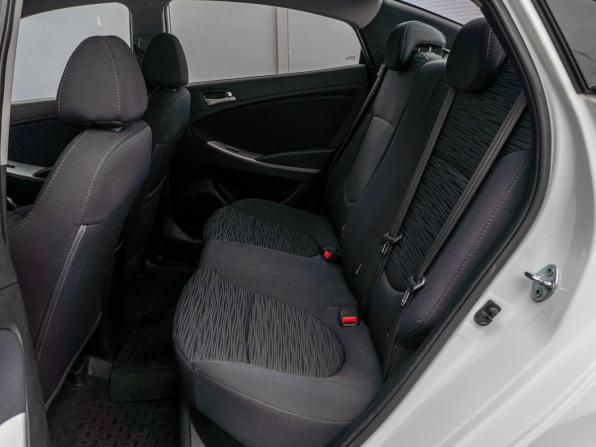 Hyundai Solaris I Рестайлинг с пробегом 2015 года, цена 1 119 000 рублей, 100256 км, седан, Автокод Объявления