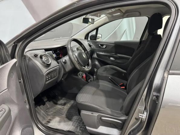 Renault Kaptur I с пробегом 2017 года, цена 1 225 000 рублей, 187200 км, внедорожник, Автокод Объявления