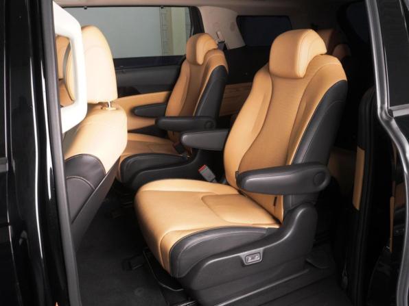 Kia Carnival IV с пробегом 2021 года, цена 4 278 000 рублей, 96540 км, минивэн, Автокод Объявления