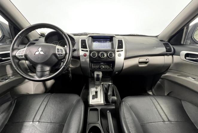 Mitsubishi Pajero Sport II с пробегом 2013 года, цена 1 700 000 рублей, 118511 км, внедорожник, Автокод Объявления