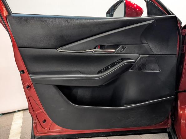 Mazda CX-30 I с пробегом 2021 года, цена 2 320 000 рублей, 91386 км, внедорожник, Автокод Объявления