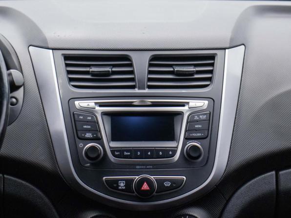 Hyundai Solaris I Рестайлинг с пробегом 2016 года, цена 830 000 рублей, 206072 км, седан, Автокод Объявления