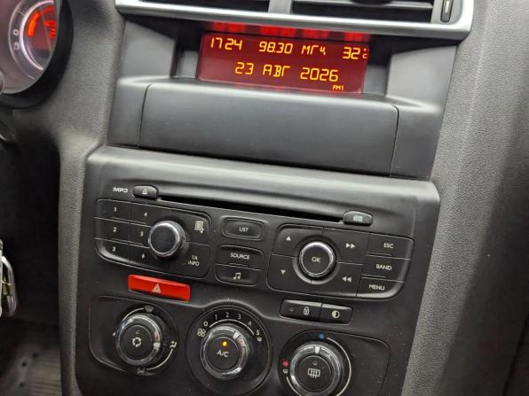 Citroen C4 II с пробегом 2012 года, цена 595 000 рублей, 176000 км, хэтчбек, Автокод Объявления