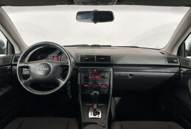 Audi A4 III (B7) с пробегом 2004 года, цена 400 000 рублей, 246432 км, седан, Автокод Объявления
